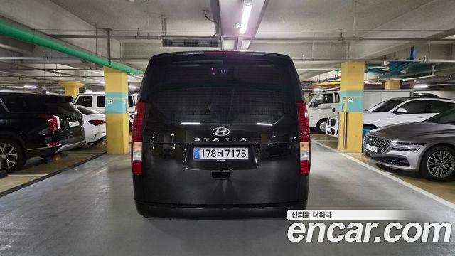 Hyundai Staria Tourer 9-Seater Modern — пробег 266 597 км — фото 4 из 5
