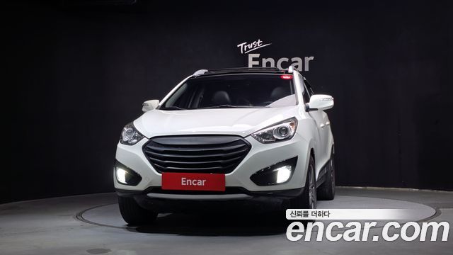 Hyundai Tucson Diesel 2WD LX20 Smart-Pack — пробег 126 327 км — фото 3 из 5