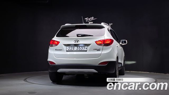 Hyundai Tucson Diesel 2WD LX20 Smart-Pack — пробег 126 327 км — фото 4 из 5