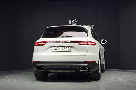 Porsche Cayenne 3.0 — пробег 33 645 км — фото 4 из 5