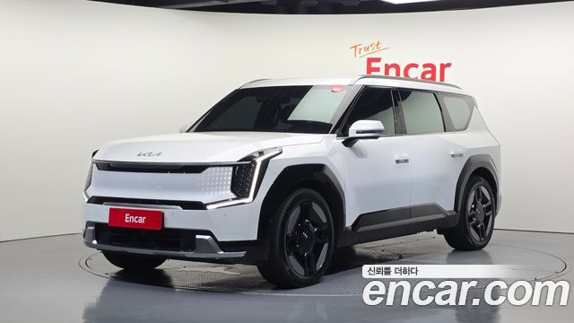 Kia EV9 Long Range 4WD Earth — пробег 44 065 км — фото 1 из 5