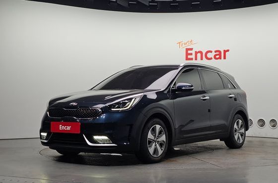 Kia Niro Noblesse — пробег 154 330 км — фото 1 из 5