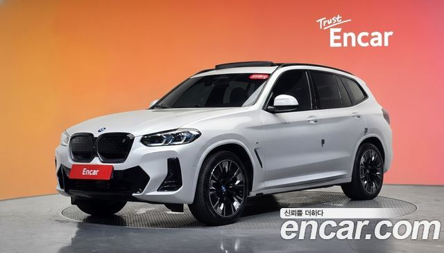 BMW iX3 M Sports — пробег 48 046 км — фото 1 из 5