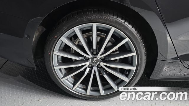 Audi A5 40 TFSI Quattro Premium Sportback — пробег 23 107 км — фото 5 из 5