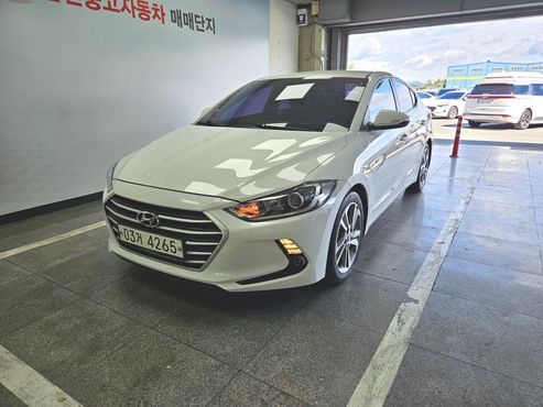 Hyundai AVANTE 1.6 GDI Value Plus — пробег 129 363 км — фото 1 из 5