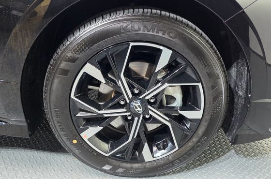 Hyundai Sonata 2.0 S — пробег 288 км — фото 5 из 5