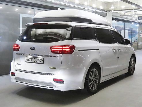 Kia Carnival Gasoline 7-Seater Hi-Limousine President — пробег 205 911 км — фото 4 из 5