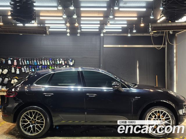 Porsche Macan из Кореи Encar
