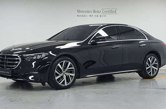 Mercedes-Benz E-Class E220d 4MATIC Exclusive — пробег 22 997 км — фото 1 из 5