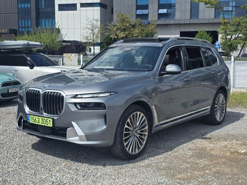 BMW X7 xDrive 40d Design Pure Excellence 7-Seater — пробег 10 594 км — фото 1 из 5