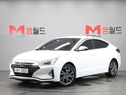 Hyundai AVANTE 1.6 Style — пробег 69 478 км — фото 1 из 5