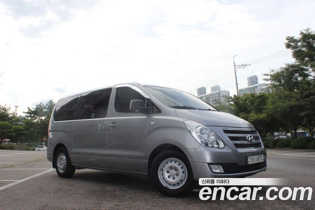 Hyundai Starex 11-Seater Wagon Smart — пробег 138 001 км — фото 3 из 5