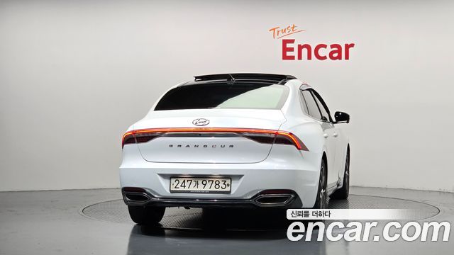 Hyundai Grandeur из Кореи Encar