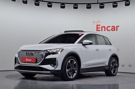 Audi Q4 e-tron 40 Premium — пробег 52 549 км — фото 1 из 5