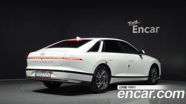 Hyundai Grandeur из Кореи Encar