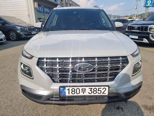 Hyundai Venue 1.6 Modern Plus — пробег 41 000 км — фото 2 из 5