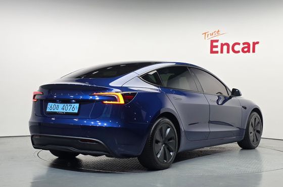Tesla Model 3 RWD — пробег 29 336 км — фото 2 из 5