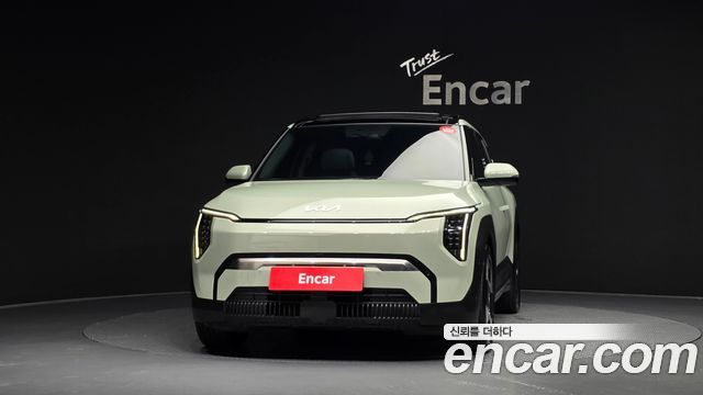 Kia EV3 Long Range 2WD Earth — пробег 60 902 км — фото 3 из 5