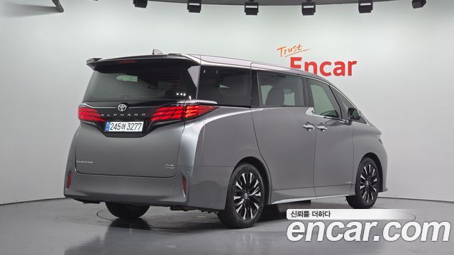 Toyota Alphard 2.5 HEV Executive AWD — пробег 29 528 км — фото 2 из 5