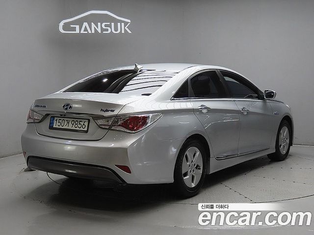 Hyundai Sonata 2.0 Premier — пробег 63 377 км — фото 4 из 5