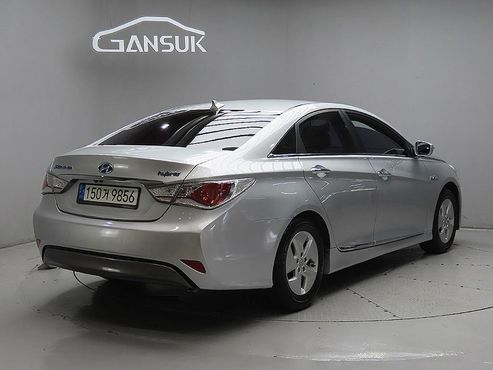 Hyundai Sonata 2.0 Premier — пробег 63 377 км — фото 4 из 5