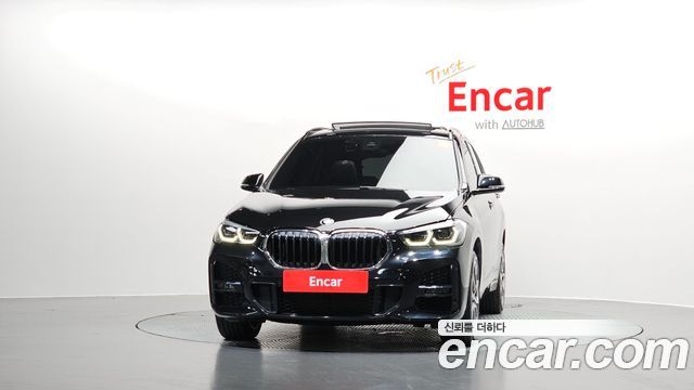 BMW X1 xDrive 20i M Sport — пробег 80 283 км — фото 3 из 5