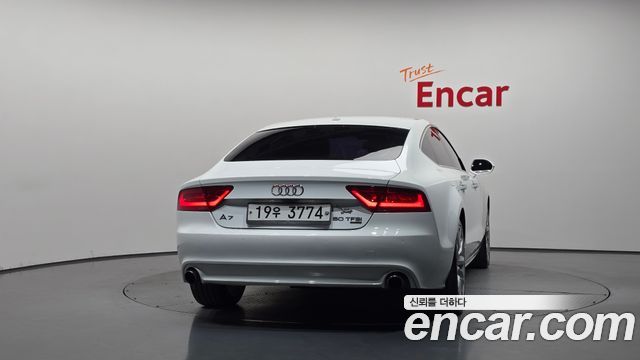 Audi A7 50 TFSI Quattro Dynamic 4G — пробег 110 537 км — фото 4 из 5