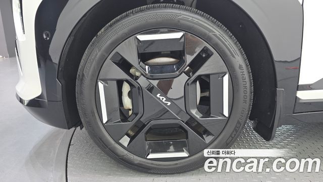 Kia EV3 Long Range 2WD GT Line — пробег 61 045 км — фото 5 из 5