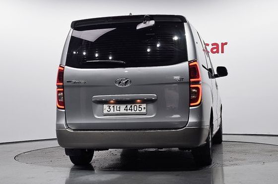 Hyundai Starex Urban 9-Seater Exclusive — пробег 96 494 км — фото 4 из 5