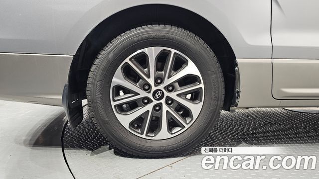 Hyundai Starex Urban 9-Seater Exclusive — пробег 96 494 км — фото 5 из 5