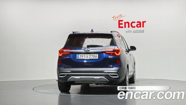 Kia Seltos из Кореи Encar