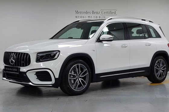 Mercedes-Benz GLB-Class AMG GLB35 4MATIC — пробег 27 км — фото 1 из 5
