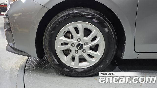 Kia K3 из Кореи Encar