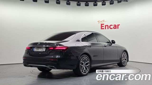 Mercedes-Benz E-Class из Кореи Encar