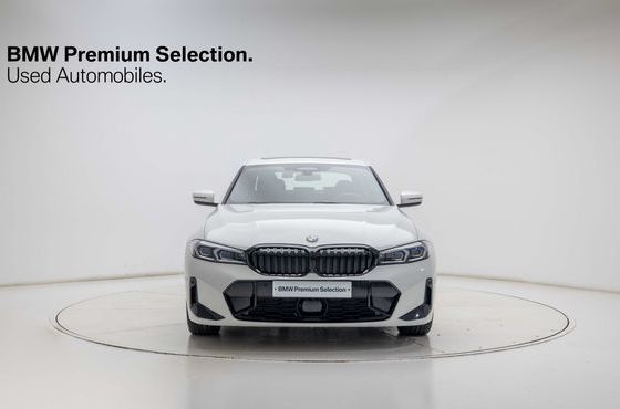 BMW 3-Series 320i M Sport — пробег 6 870 км — фото 2 из 5