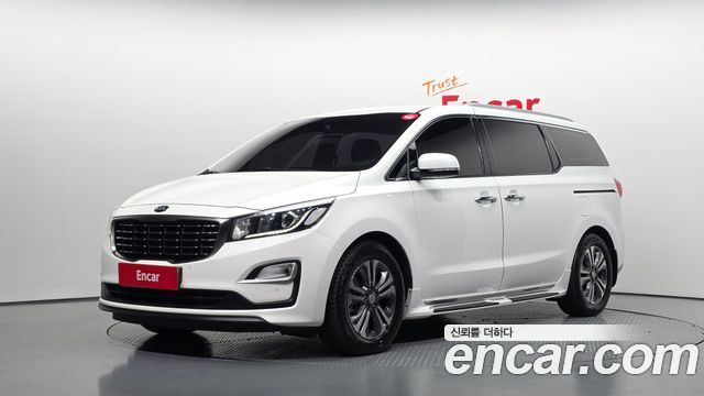 Kia Carnival 11-Seater Prestige — пробег 168 268 км — фото 1 из 5