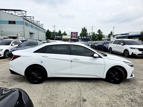 Hyundai AVANTE 1.6 Modern — пробег 18 621 км — фото 4 из 5