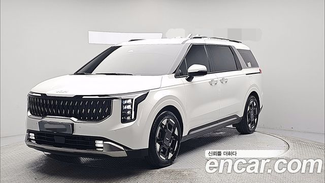 Kia Carnival Diesel 7-Seater Signature — пробег 11 203 км — фото 1 из 5