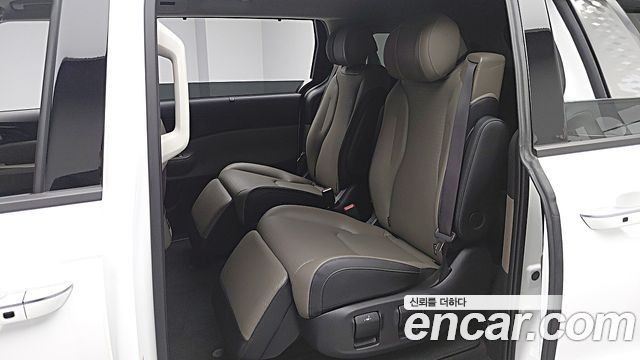 Kia Carnival Diesel 7-Seater Signature — пробег 11 203 км — фото 5 из 5