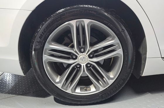 Hyundai Grandeur 2.4 Premium — пробег 84 786 км — фото 5 из 5