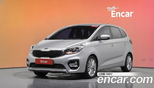 Kia Carens 2.0 LPI Luxury — пробег 181 545 км — фото 1 из 5