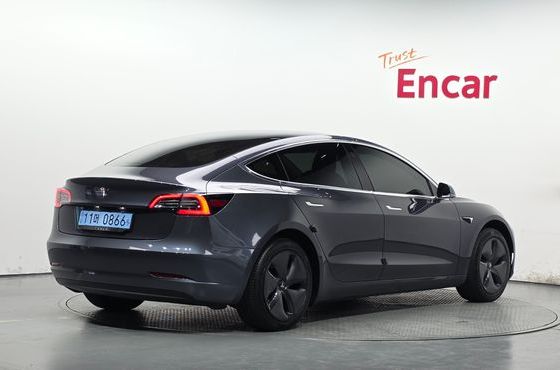Tesla Model 3 Standard Range Plue RWD — пробег 96 717 км — фото 2 из 5