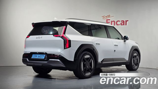 Kia EV9 Long Range 4WD Earth — пробег 58 948 км — фото 2 из 5