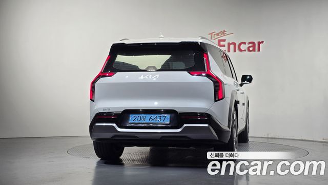 Kia EV9 Long Range 4WD Earth — пробег 58 948 км — фото 4 из 5