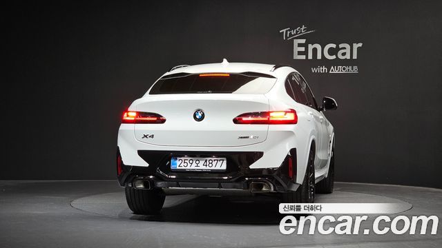 BMW X4 xDrive20i M Sport Pro Special Edition — пробег 15 385 км — фото 4 из 5