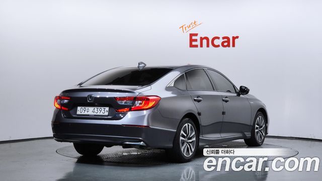 Honda Accord 2.0 Hybrid Touring — пробег 105 031 км — фото 2 из 5