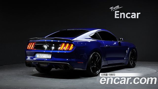 Ford Mustang Coupe — пробег 116 880 км — фото 2 из 5