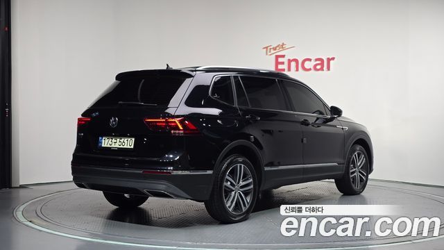 Volkswagen Tiguan 2.0 TDI Prestige — пробег 75 611 км — фото 2 из 5