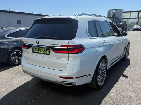 BMW X7 xDrive 40i Design Pure Excellence 6-Seater — пробег 21 543 км — фото 4 из 5