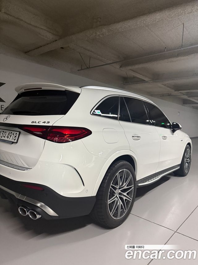Mercedes-Benz GLC-Class AMG GLC43 4MATIC — пробег 2 900 км — фото 2 из 5